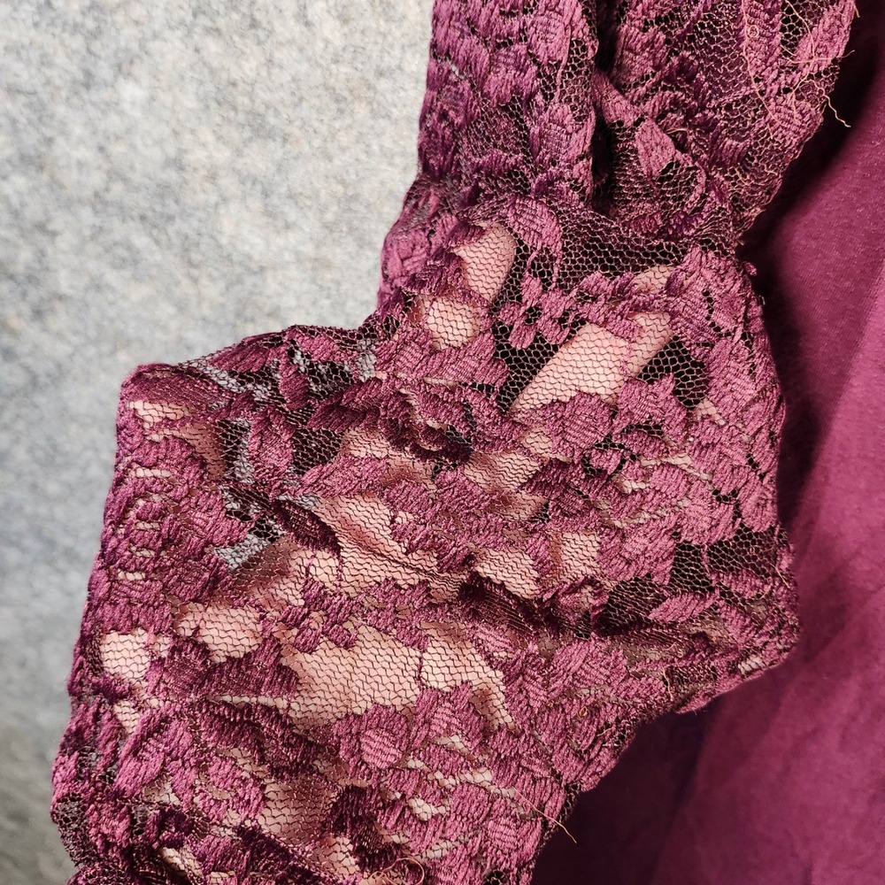 Torrid Burgundy Lace Tunic Top Keyhole Neck Long Sleeve Women‎ Size 2 18/20 Goth - Picture 8 of 14